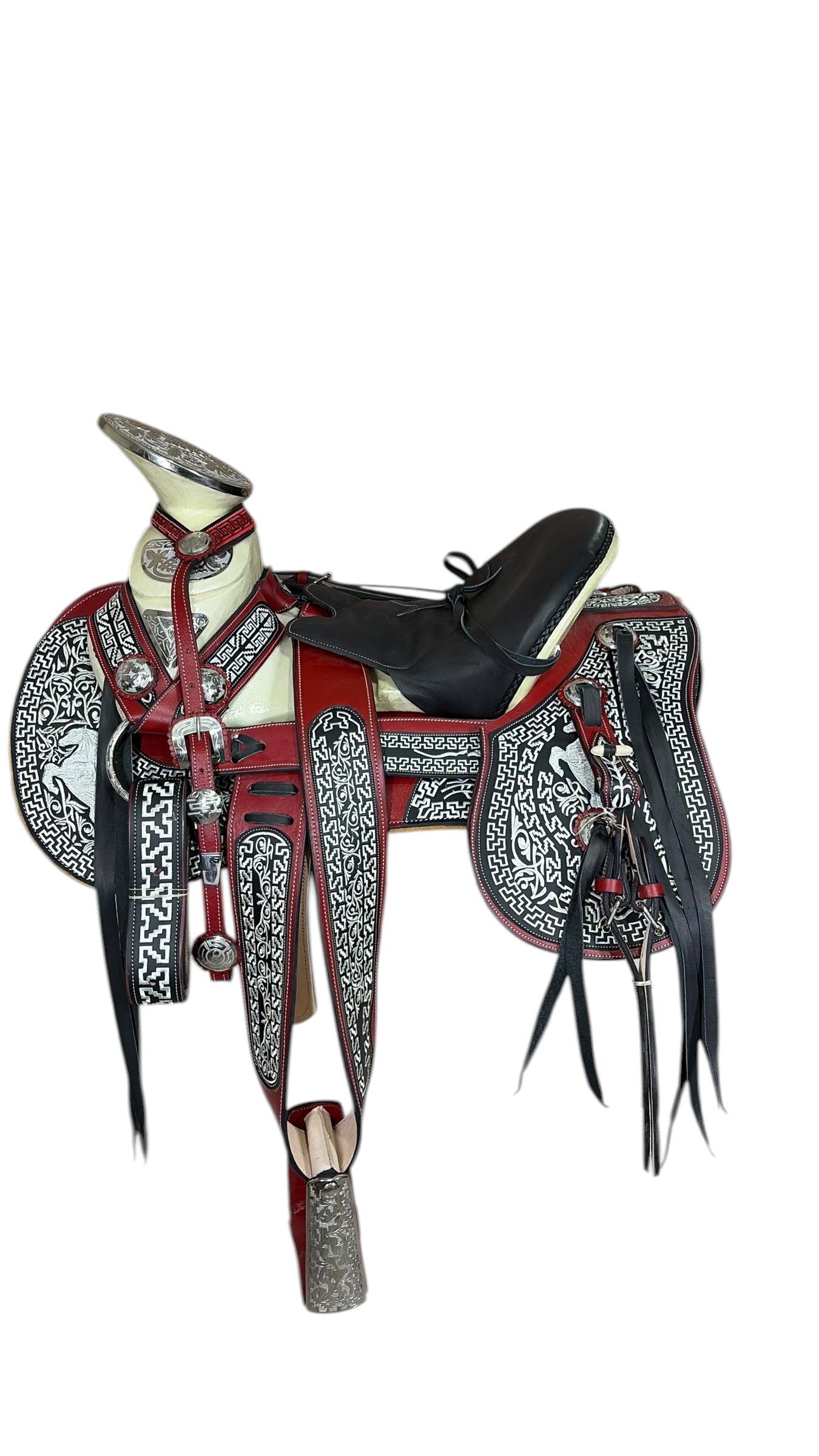 Montura Bordada por Computadora Cantina Guitarra Herraje Acero