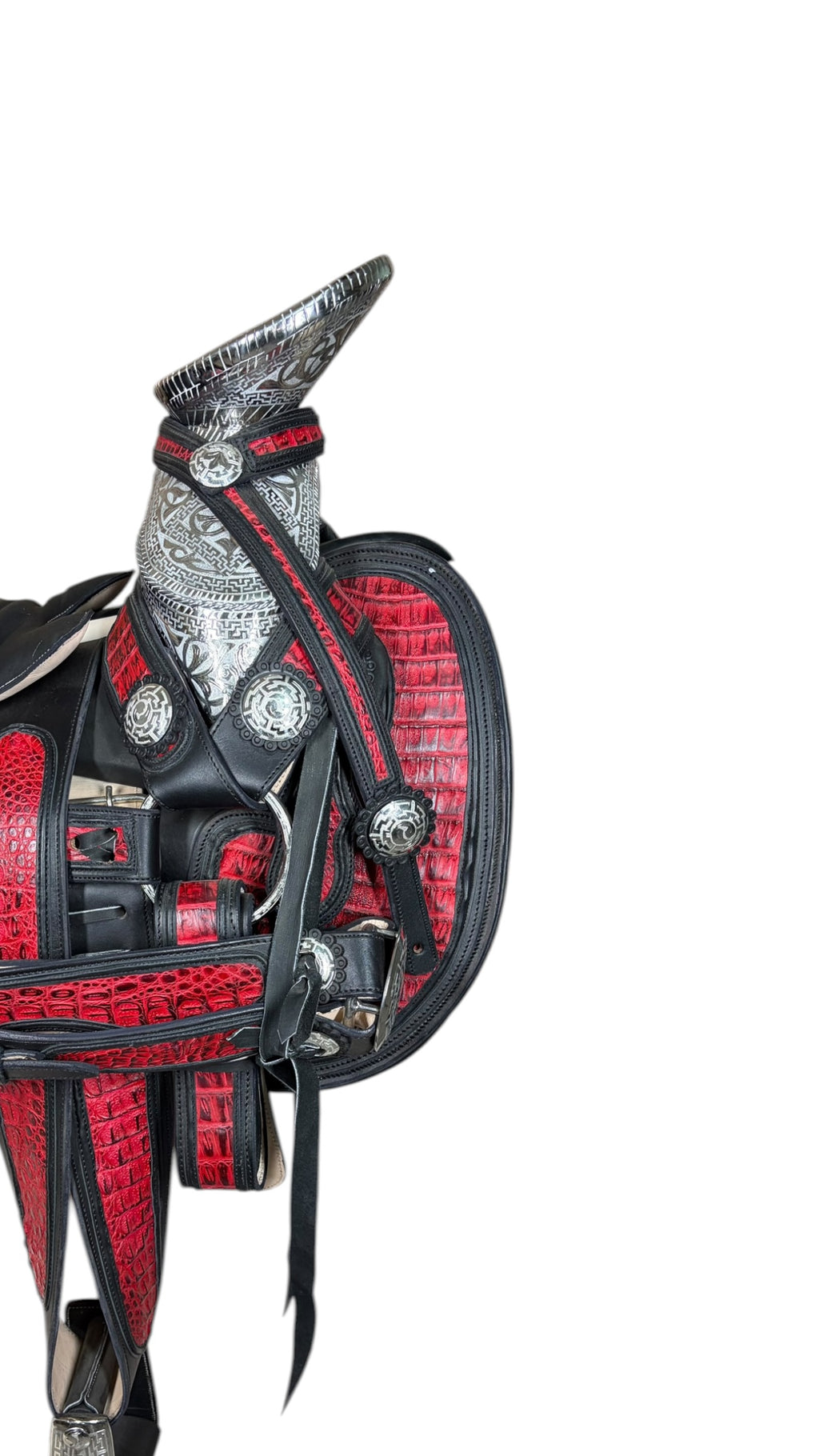 Montura De Caimán Black Cherry Con Fuste De Acero
