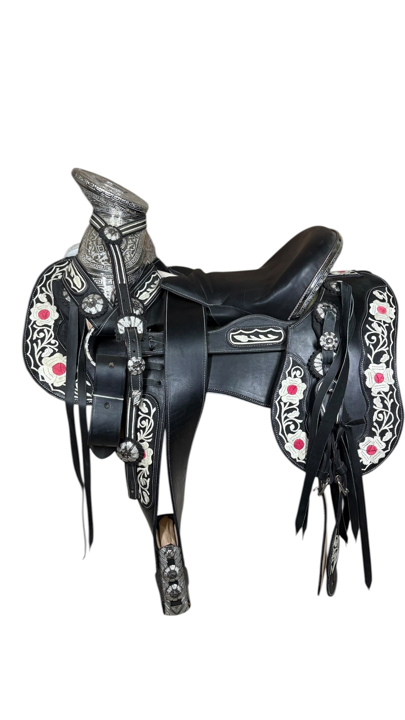 Montura Piteada De Flor Fuste y Herraje De Acero