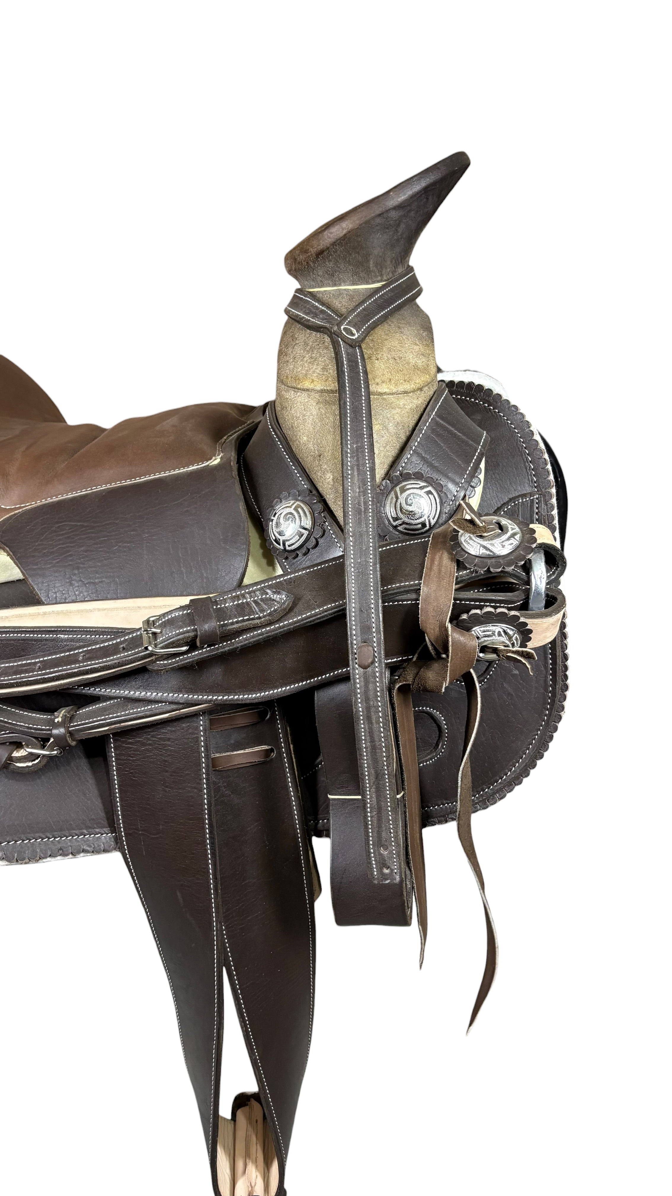 Montura de Esqueleto Vaqueta de Látigo Premium Herraje de Acero con Fuste Bolsa de Toro #16
