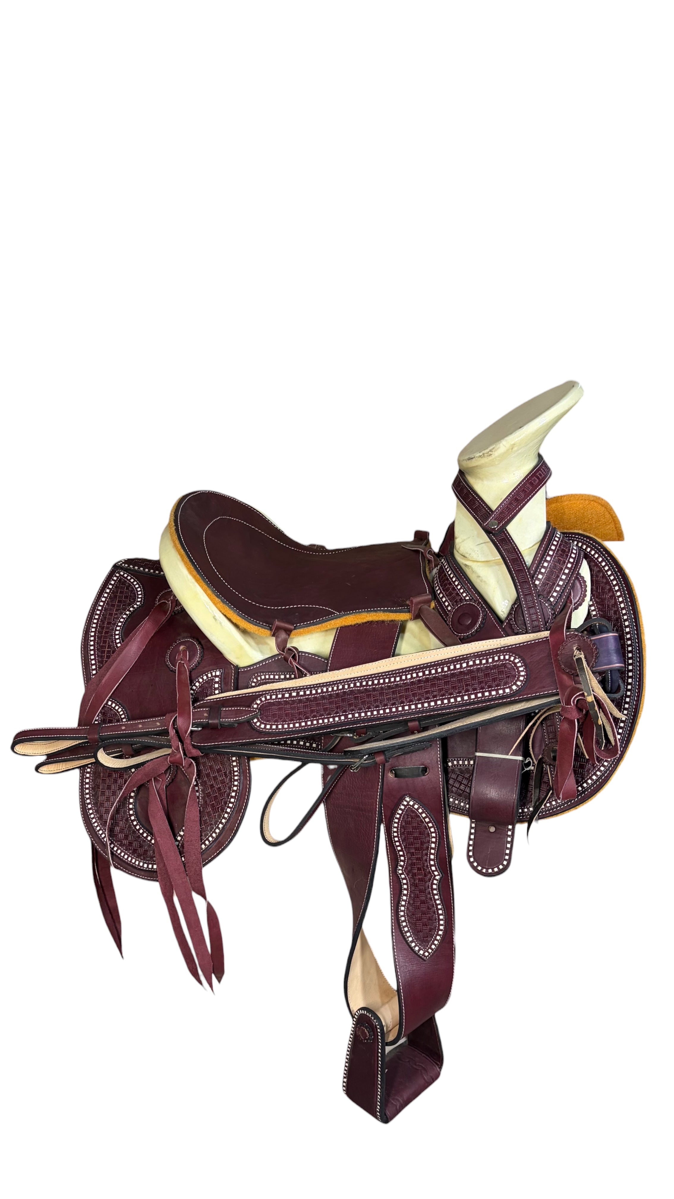 Montura Cincelada con Correa de Chivo Cantinas Guitarra